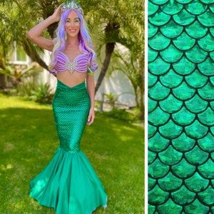 Walkable Green Fish Scale Mermaid Skirt Halloween Costume with Slim Waistband Design image 5