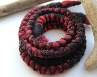 Dreadlock Woolly Tie - FIRE RED • Dreadlock Tie Dread Tie Bendable Tie Spiral Locks Dreadlock Accessories Hair Wrap Hair Tie Gift Black