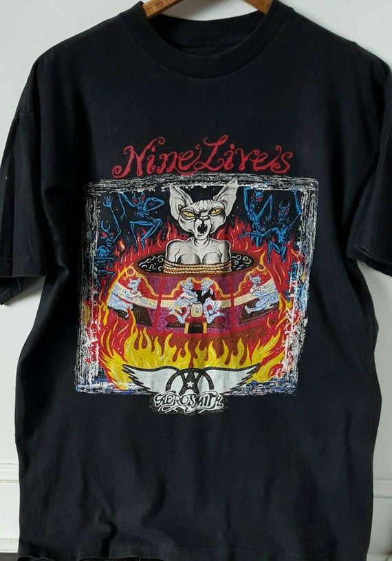 Vintage t-shirt, Vintage Clothing, Band T Shirt, B