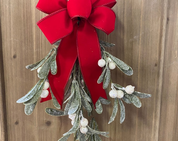Mistletoe Artificial Hanging Kissing Ball Decoration With Red Velvet ...