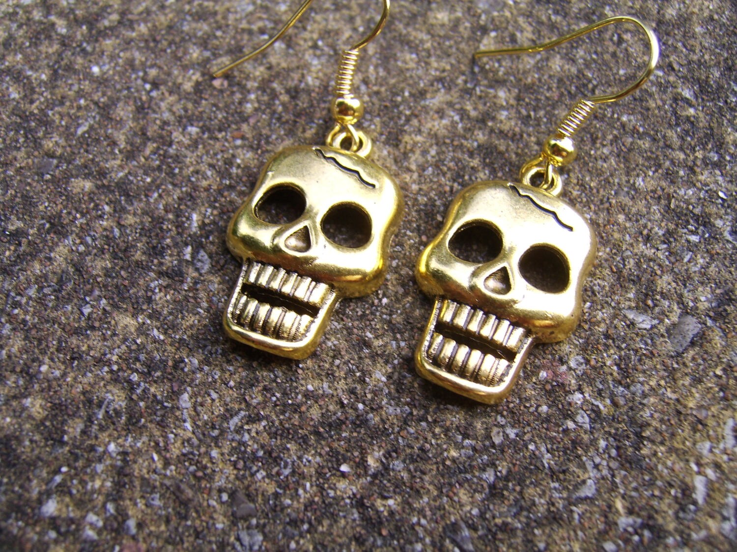 Tibetan Gold Skull Earrings. Antique Gold Tone Skull Earrings. - Etsy UK