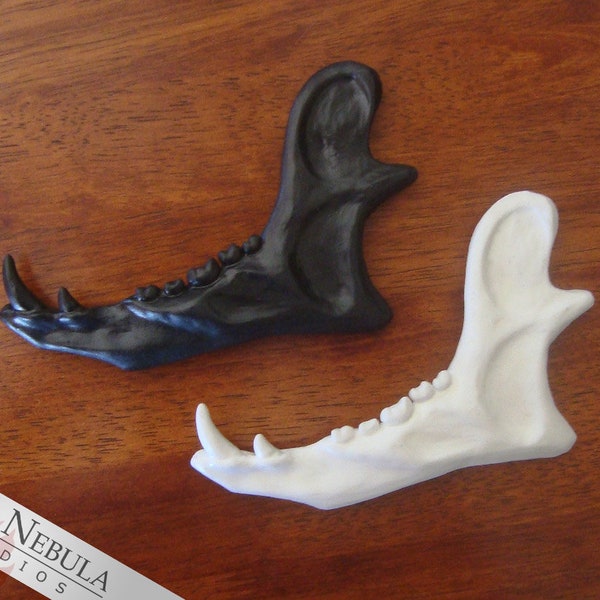 Wolf Jawbone Prop, Resin Cast Solas Jawbone in White or Black, Solas Necklace, Dragon Age Solas Cosplay, Blank Prop, Dread Wolf Costume