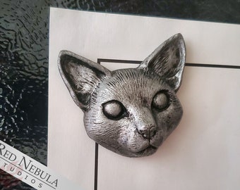 Cat Magnet - Silver Handpainted Resin Kitty Cat Refrigerator Magnet