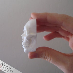 Blank Small Skull Cabochon, Flat Back Mini Skull Sculpture, Blank Resin Skull, Miniature Skeleton Head, Unpainted Skull Embellishment immagine 4