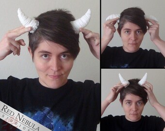 4 Inch Curved Horns (Pair), Wide Base, Short Demon Horns, Blank Resin Wearable Horns, Monster Horns, Animal Costume Props