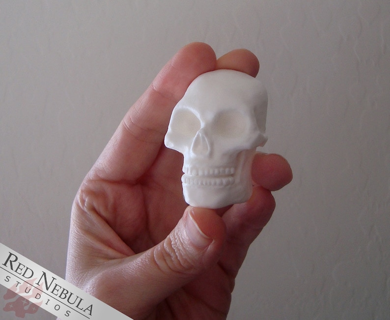 Blank Small Skull Cabochon, Flat Back Mini Skull Sculpture, Blank Resin Skull, Miniature Skeleton Head, Unpainted Skull Embellishment immagine 2