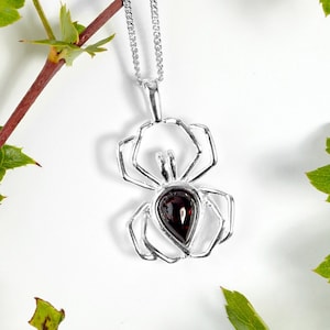 1pc Gothic Style White Black Heart Pendant, Black Rope Necklace, Exquisite Holiday Gift for Teen Girls,Temu
