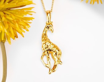 Giraffe Necklace in 925 Sterling Silver and 24ct Gold Plate, Giraffe Charm Pendant, Women's Animal Safari Jewelry, Gift for Her