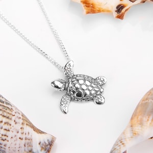 Miniature Sea Turtle Necklace in Sterling Silver, Terrapin Pendant, Sea Ocean Jewerly, Tortoise Jewelry, Turtle Gifts, Gold Turtle Necklace