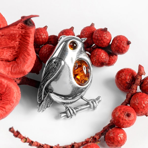 Sterling Silver Robin Brooch in Baltic Amber, Robin Bird Brooch, Women's Bird Pin, Silver Brooch, Bird Lover Gift, Christmas Festive Jewelry