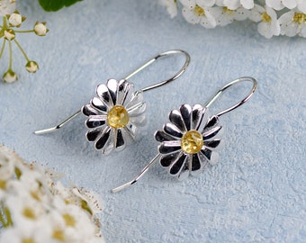 【STONEHENgE】Silver Daisy Flower One Touch Earrings K1838 il_340x270.2298930026_qwgs.jpg