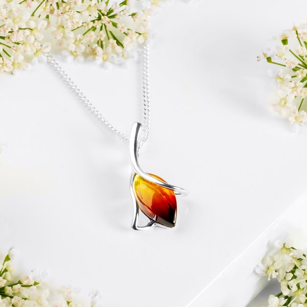 Tulip Baltic Amber and Sterling Silver Necklace, Baltic Amber Jewelry, Amber Gift, Perfect Gift for Mom, Sunset Necklace