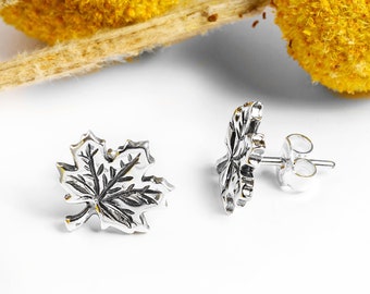 Maple Leaf Stud Earrings in 925 Sterling Silver, Leaf Studs, Tiny Studs, Botanical Jewelry, Woodland Jewelry, Gift for Mom