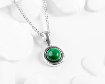 Sterling Silver Malachite Necklace: Dainty Minimalist Choker