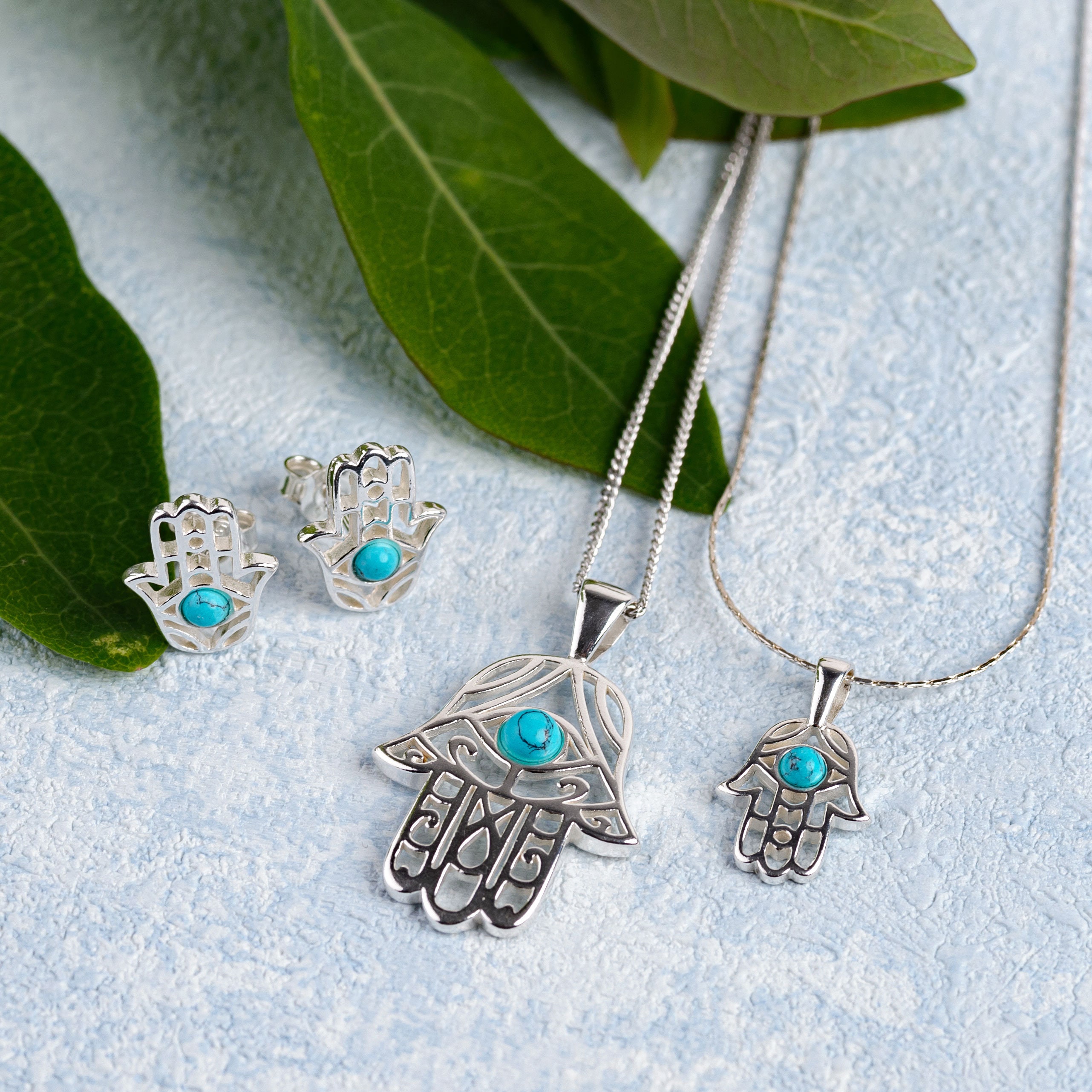 925 Sterling Silver Hamsa Necklace Handcrafted Fleur de Lis  Vintage Liquid Sterling‎ Silver Hamsa Necklace Turquoise Signed 925 main image 2