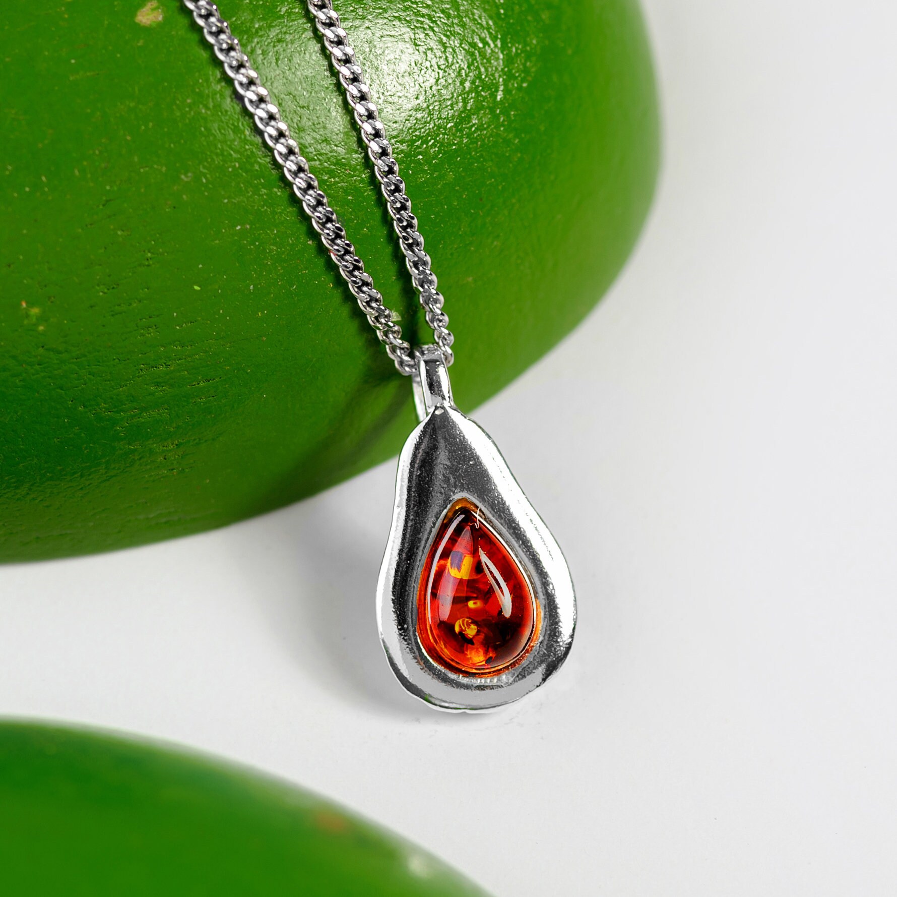 最終値下！美品⭐︎ALIITA AVOCADO NECKLACE⭐︎アリータアボカド ALIITA（アリータ）AVOCADO Necklace | アボカド ネックレス