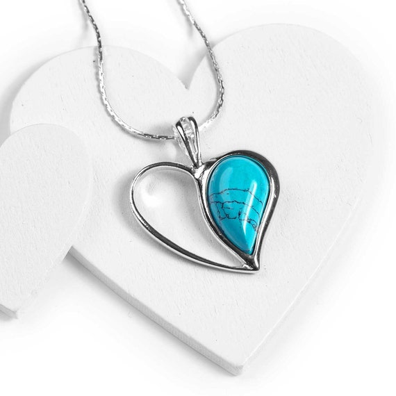 Heart Necklace in Silver and Turquoise 