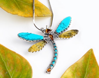 Collana con ciondolo a forma di libellula turchese in argento sterling