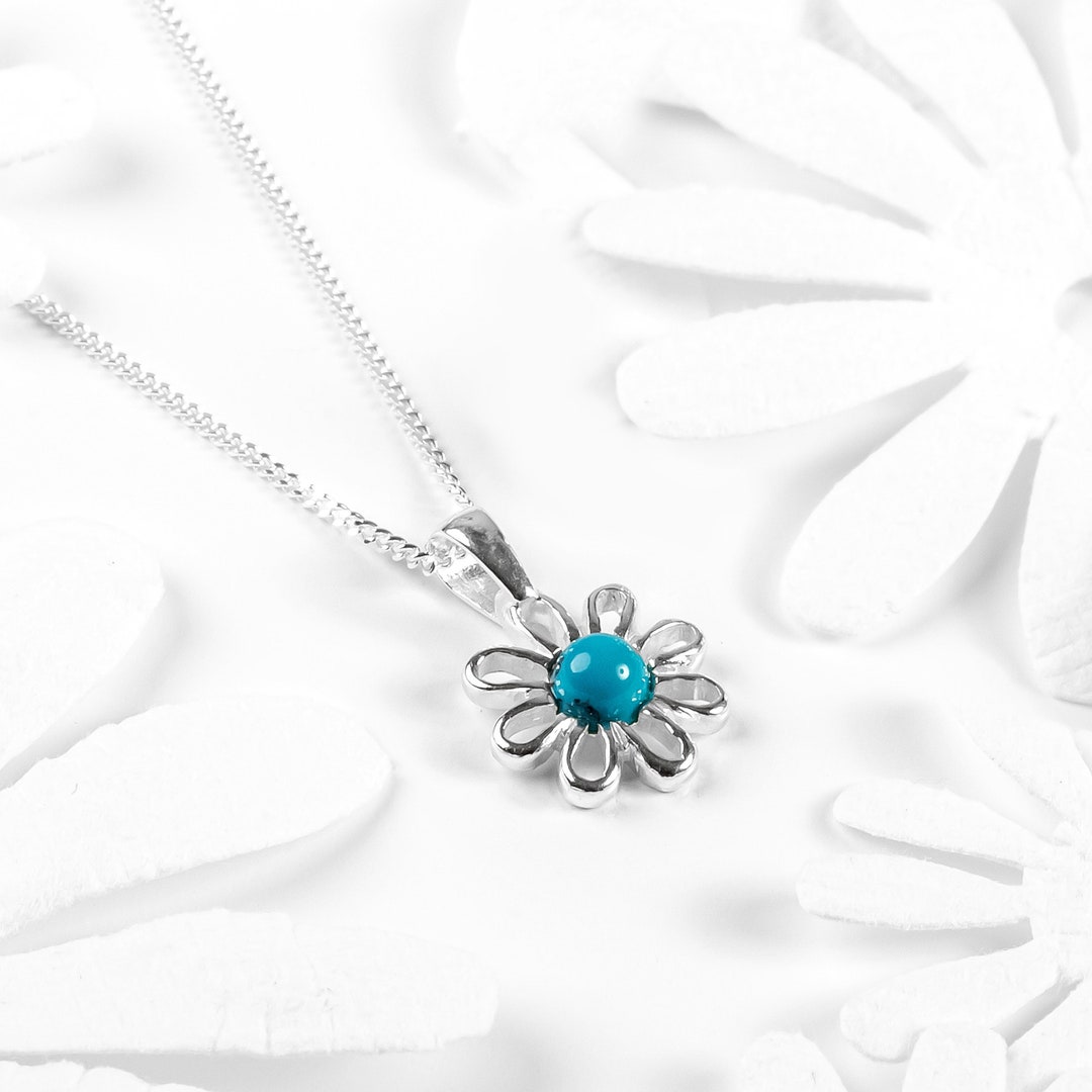 Daisy Necklace in Turquoise and Sterling Silver, Flower Jewelry, Silver