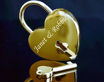 Serrure d'amour avec clé cadeau romantique pour la Saint-Valentin, texte personnalisé des deux côtés, cadenas en forme de cœur pour ponts Love Lock (doré)