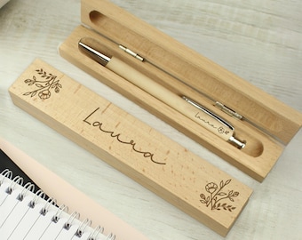 Personalised Beechwood Pen in Box – Floral Engraved Writing Case