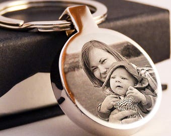 Round Photo Key chain, Personalised Keyring Picture and Text Engraved, Mother's day Gift, Solid Stainless Steel, Anniversary Gift