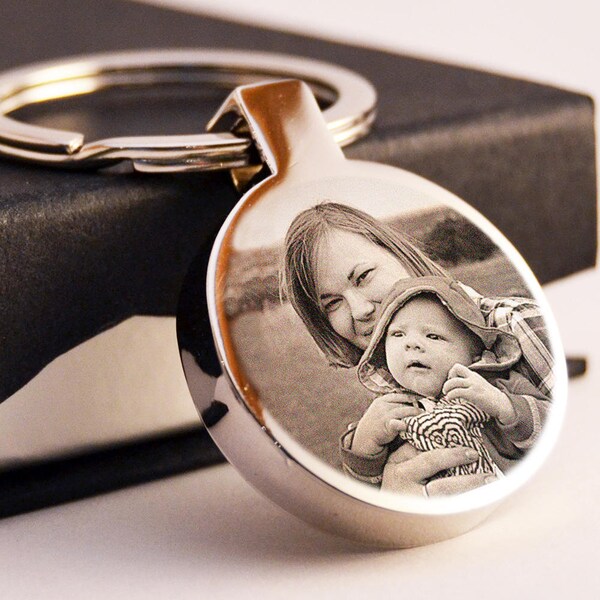 Round Photo Key chain, Personalised Keyring Picture and Text Engraved, Mother's day Gift, Solid Stainless Steel, Anniversary Gift