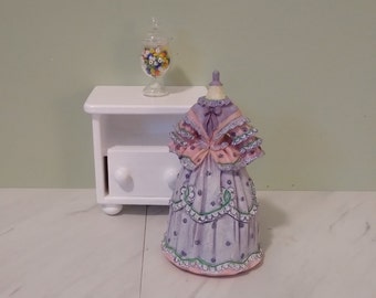 Sewing Room Miniature Furniture/1:12 Scale Figurine/Keepsake Box/Seamstress Storage/Sewing Theme/Collectible