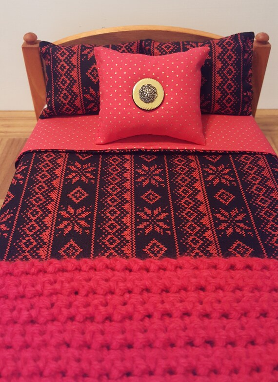 Takara Blythe Doll Furniture--The lovely Pink Bed 4 Pieces Takara Blythe Doll Furniture--The lovely Pink Bed 4 Pieces
