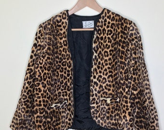 size medium authentic true vintage 60s leopard print bolero style jacket "A Winter Product"