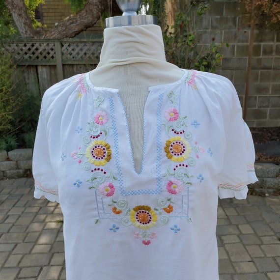 Vintage 1950s Embroidered Hungarian Peasant Blous… - image 2