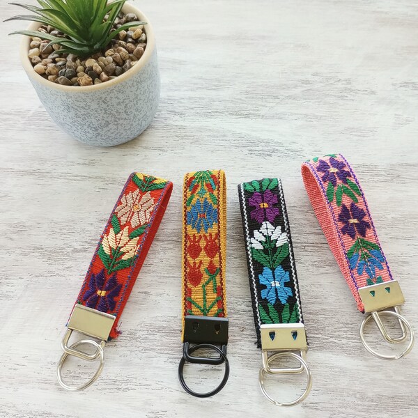 Floral Keychain For Women, Key Fob Fabric, Cute Mini Keychain, Aesthetic Keychain Floral Print, Mini Key Fob Key Ring, Gift Under 20