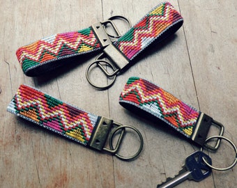 Woven Boho Keychain Artisan Crafted Keyring, Multi color chevron Pattern Key fob, Native Style Keychain, Mexican Key Chain For keys / wallet
