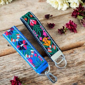 Cute Car Keychain, Handmade Fabric Key Fob, Chunky Wristband, Cute keychain for Women, Mexican Key fob, Teacher Appreciation