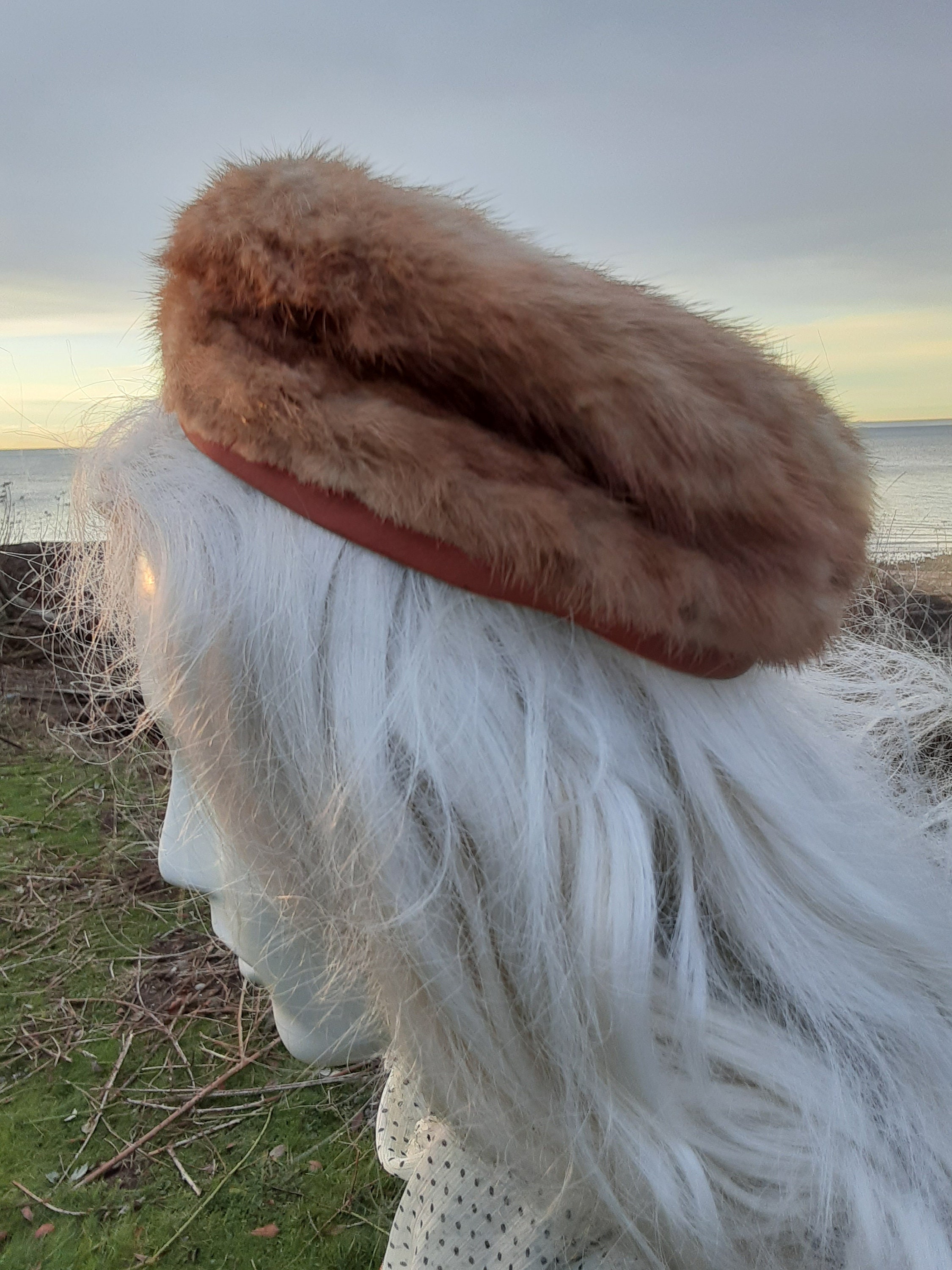 Crescent Hat 50s - Etsy display picture 1