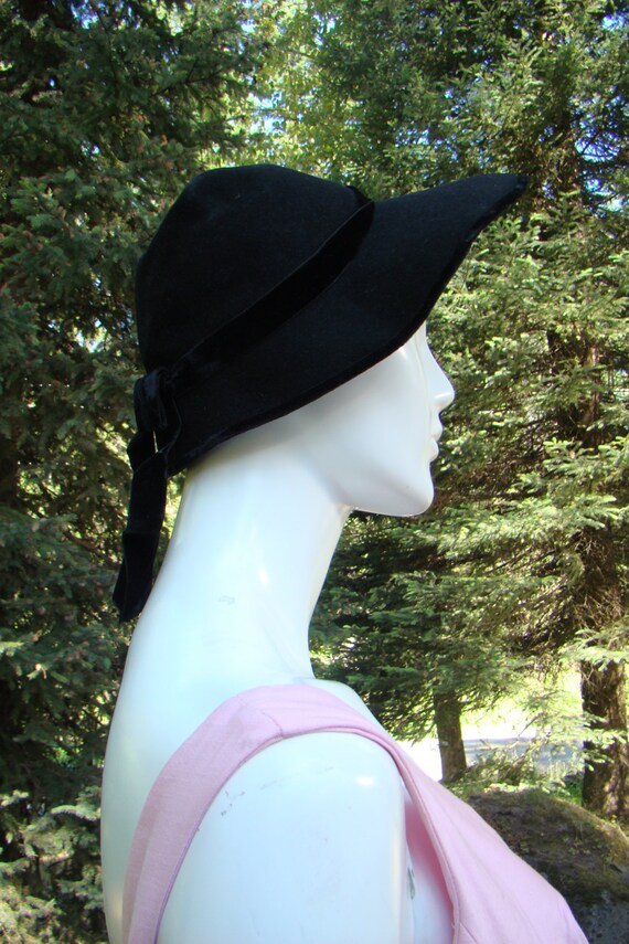 1930s Ginger Rogers Black Hat