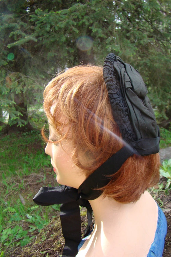 Victorian Black Crepe Mourning Bonnet with Ruched