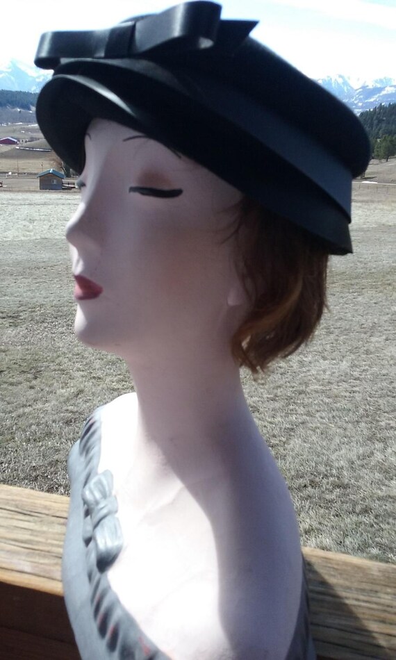 1950s Black Stacked Low Pillbox Hat