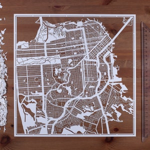 Carte de San Francisco en papier découpé, 30 x 30 cm. Art en papier CADEAUX IDÉAUX