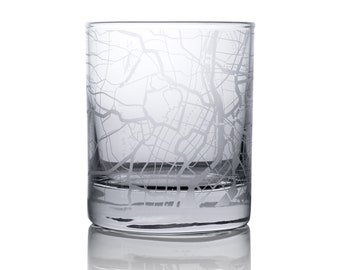 Tokyo / Sydney / Melbourne map whiskey glass, 10.5 oz Etching Glass