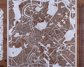 Carte découpée en papier Rome 12×12 In. Paper Art IDEAL GIFTS