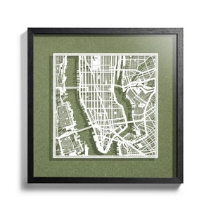 Carte en papier découpé de Manhattan, New York.  Encadré 3D, 18 x 18 pouces, dans une boîte cadeau, 4 couleurs d'arrière-plan, auto-changement, Art sur papier, CADEAUX IDÉAUX