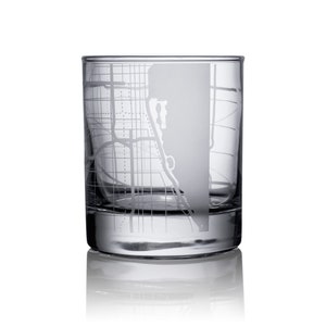Chicago map whiskey glass, 10.5 oz Etching Glass