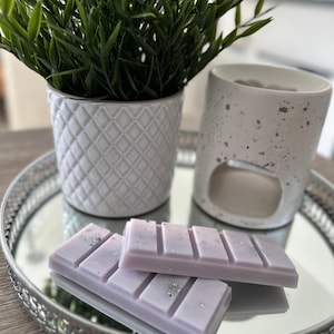 Lavender Breeze Wax Melts Calm, Fresh & Beautifully Relaxing