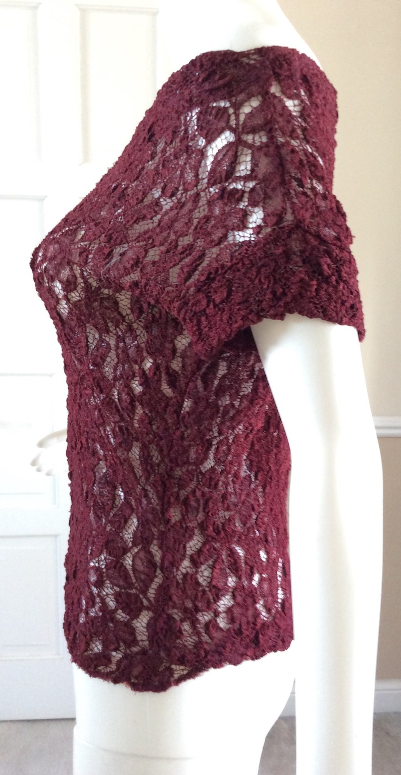 Romeo Gigli vintage 1993 Size Italian 44 burgundy off-shoulder lace USA 8 short sleeve T-Shirt