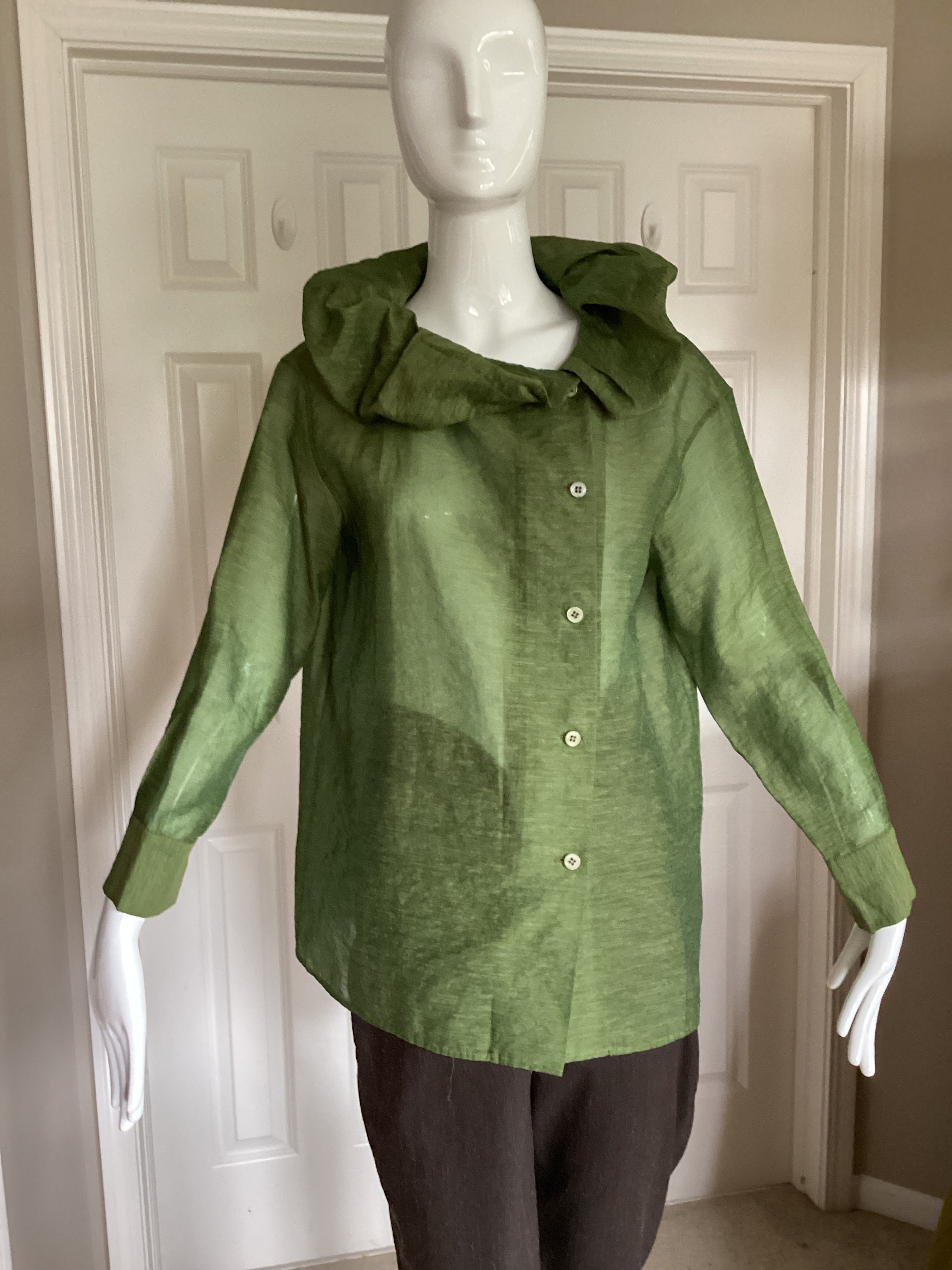 Romeo Gigli Vintage 1992 Sz 8 USA, I42, J9T Blouse in Iridescent