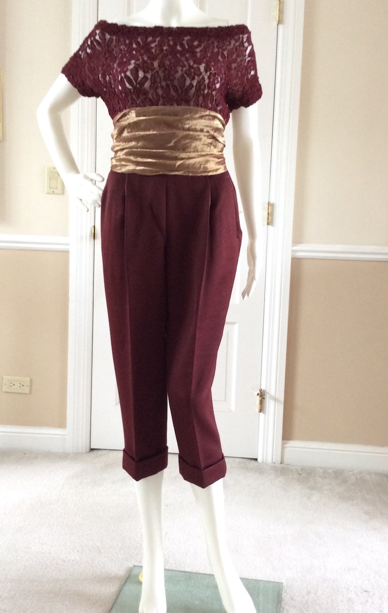 Romeo Gigli vintage 1993 Size Italian 44 burgundy off-shoulder lace USA 8 short sleeve T-Shirt