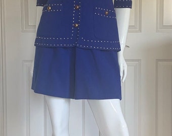 Adrienne Vittadini vintage 1989 unworn shorts and jacket with gold studs, pockets, perfect condition cotton knit, size 6 USA fits size 8 too