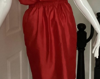 Donna Karan black label couture, vintage 1989, unworn red silk skirt