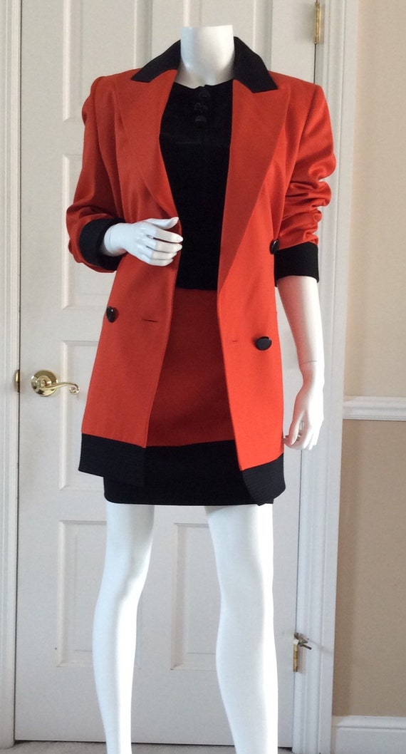 VERSACEジャケットスカートセットアップ ヴィンテージ 希少 Versace for Genny, 1989 Vintage, Orange Skirt and Jacket With